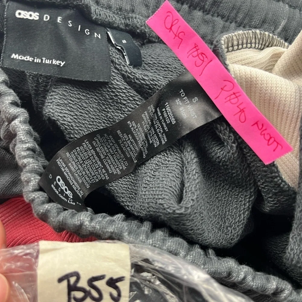 NWOT asos design DF racing gray, red, cream sweat pants B55